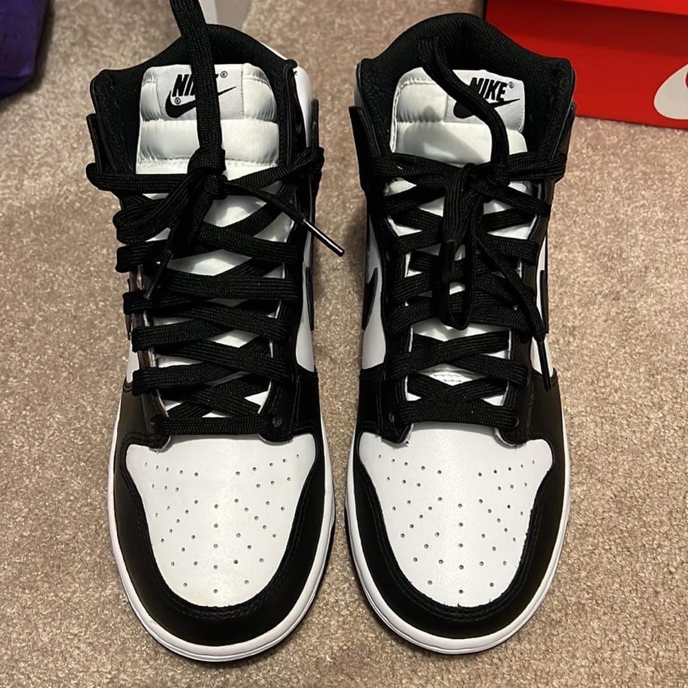 Nike dunk highs white black sz 8.5 W